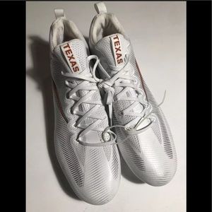 ***RARE TEXAS LONGHORN TEAM CLEATS